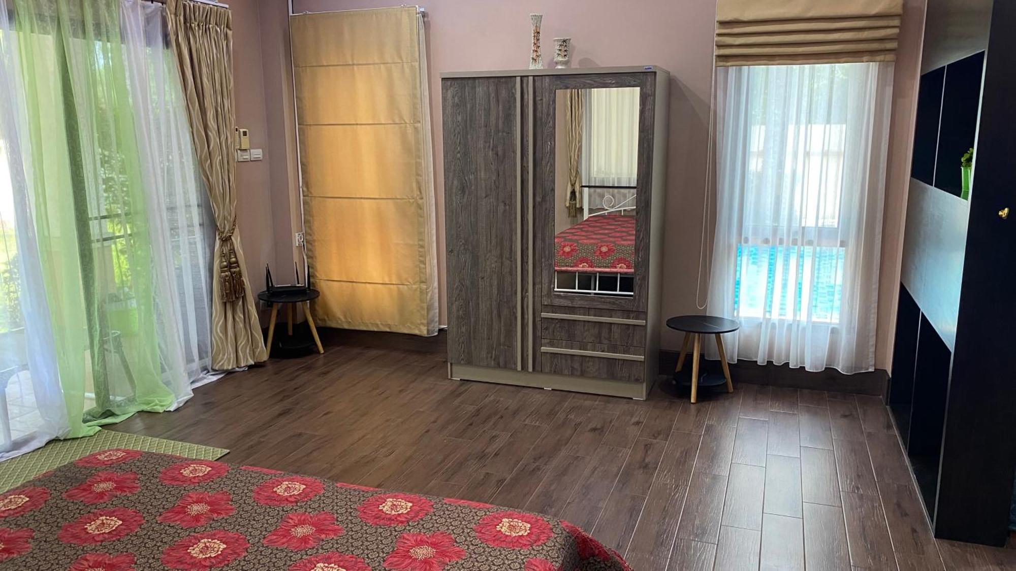 Big Comfortable Villa Na Chom Thian Exterior photo