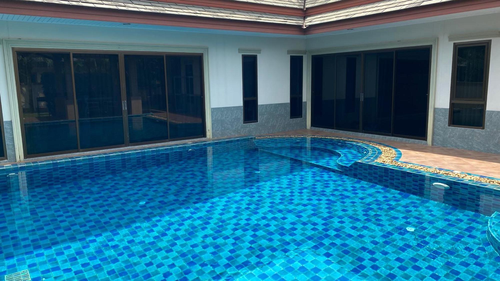 Big Comfortable Villa Na Chom Thian Exterior photo