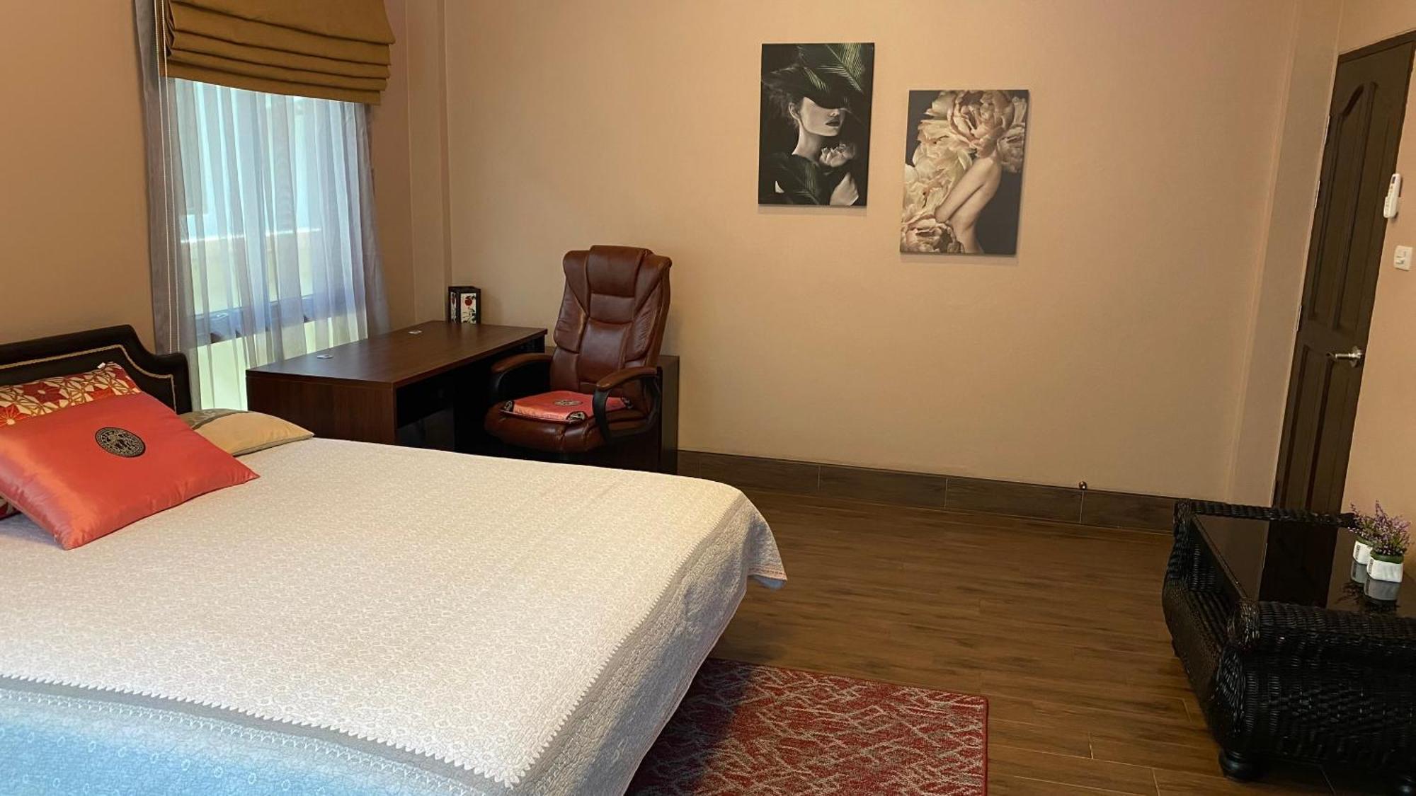 Big Comfortable Villa Na Chom Thian Exterior photo