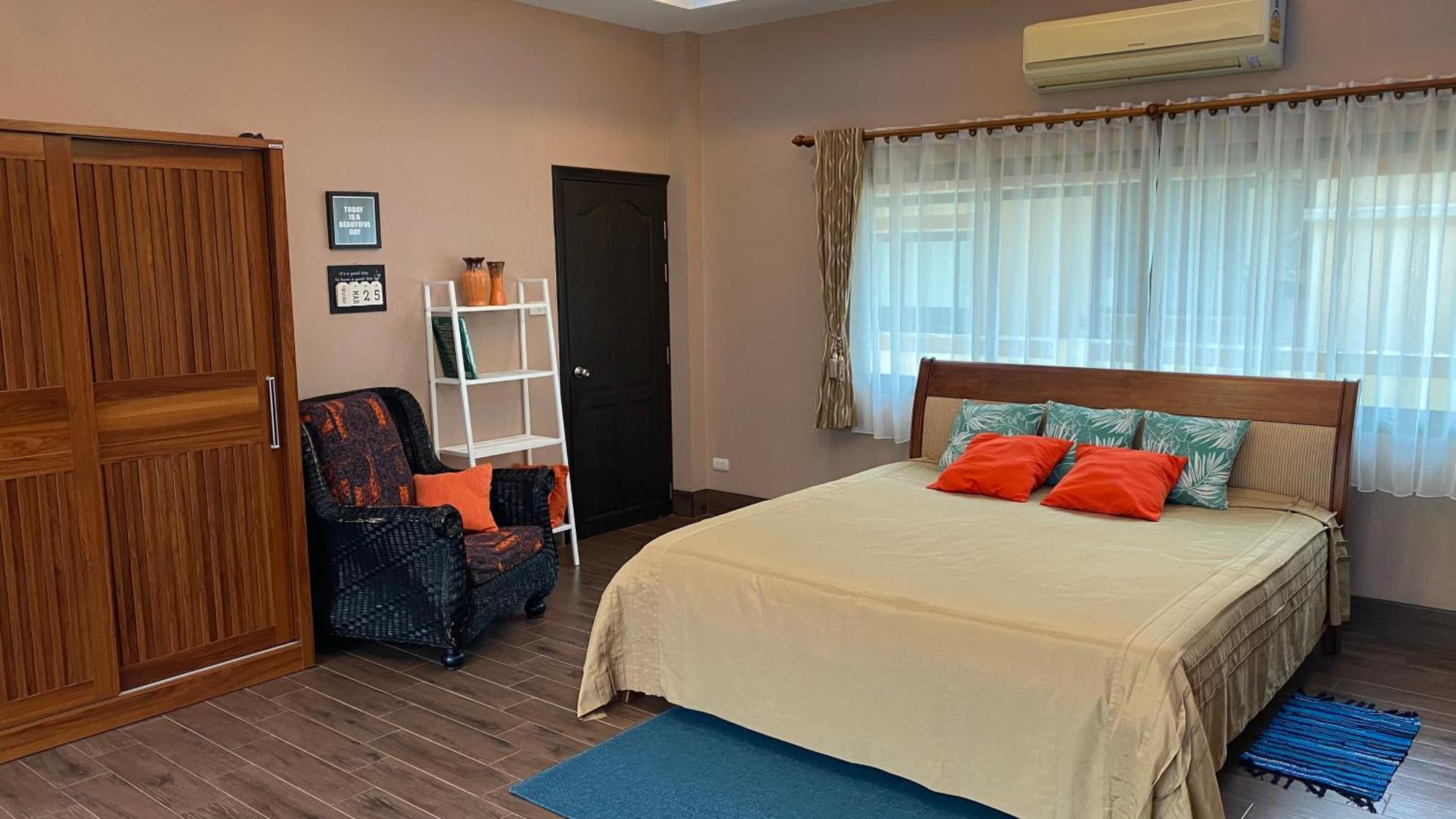 Big Comfortable Villa Na Chom Thian Exterior photo